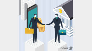 제3인터넷은행 인가전 시작…‘웃는’ 키움뱅크 vs ‘흔들’ 토스뱅크