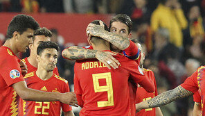 스페인·이탈리아, 유로2020 예선 첫 승