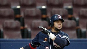 최주환 돌아오면? 두산, 페르난데스 맹타로 행복한 고민