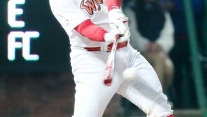 SK, KT 잡고 개막 2연승…한화는 두산에 설욕