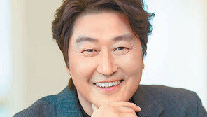 ‘연기의 대가’ 송강호 “임대호-박두만-송우석 날 있게 해”