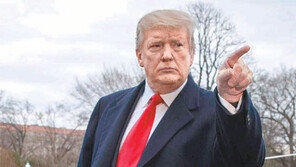 “추가제재 철회 지시” 北때리고 어르는 트럼프