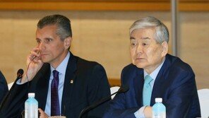 대한항공 주총 D-2, 조양호 회장 거취 초읽기