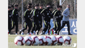 불 다시 지핀 벤투호, 천적 케이로스 앞에서 기름을 부어라