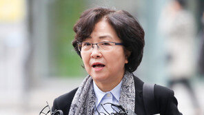 文정부 전직 장관 첫 구속심사…김은경 “최선 다할것”