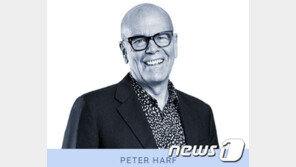 獨의 남다른 역사의식…선조의 나치부역 반성 ‘128억 기부’