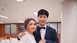 이진아♥신성진, 결혼식서 찰칵 “감사하며 살게요”