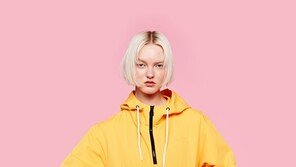 엘레쎄, 60년 헤리티지 담은 아노락 자켓 출시