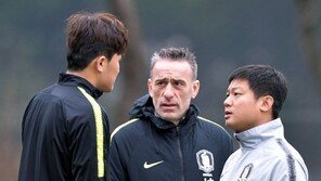 ‘벌떼+전진’ 벤투 스타일, 콜롬비아전이 진짜 시험대