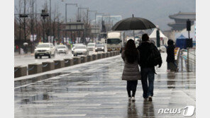 [날씨]26일 오전까지 흐리고 빗방울…미세먼지 ‘나쁨’