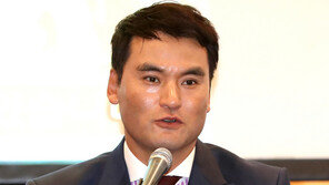 박찬호 “파이팅 몬스터!”…개막전 선발 류현진 응원