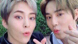 [#해시태그 컷] 엑소 수호·시우민 ‘심쿵 하트’