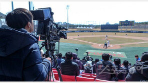 균열 시작된 KBO리그 100% TV중계