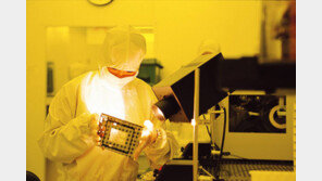 삼성전자, 시장 충격 줄이려 실적악화 예고… 10兆→6兆 급감 예상