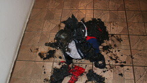 홧김에 남자친구 집 앞에 불지른 20대 여성 ‘덜미’