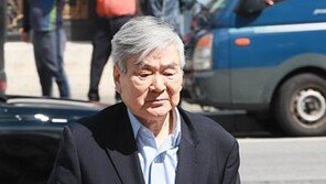 社 “조양호 대한항공 경영권 박탈 No”…미등기 회장으로 경영 의지