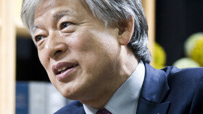 국민연금 반대했지만…SK 신임 이사회 의장에 염재호 전 고려대 총장 선임