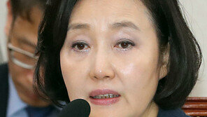민주 女의원들 “윤한홍, 박영선 유방암 진료기록 요구는 인권침해”