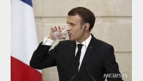 프랑스 마크롱, 공무원 12만명 감축?…정부개혁안 착수