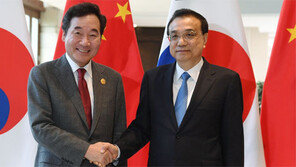 한중 미세먼지 대책 협력… 이낙연-리커창 총리 회동