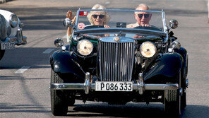 쿠바 간 찰스 왕세자