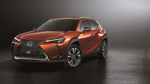 [2019 서울모터쇼]렉서스 코리아, ‘가장 이기적인 하이브리드’ 렉서스 UX 런칭