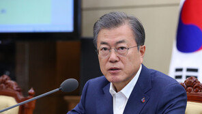 文대통령, 제로페이 첫 업무지시…“일자리수석이 직접 챙겨라”