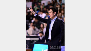 ‘양궁농구 부활’ KT, 3차전 잡고 ‘기사회생’