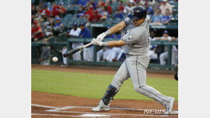 ‘생애 첫 ML 개막전 선발’ 최지만, 4타수 무안타 침묵