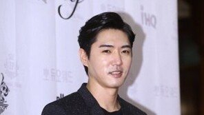 데니안 공식입장, 샴페인바 논란에…“사외이사 사임, 경영 참여 No”