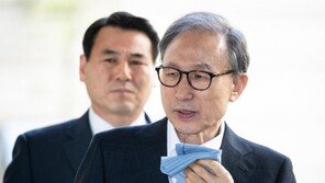 “MB 증오감 솟아나” 비망록 쓴 이팔성…이번주 법정 출석