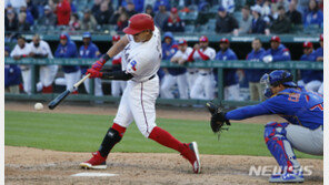 추신수, 대타로 진루타…텍사스 감독 “플래툰 아니다”