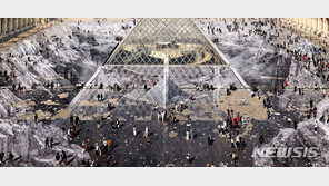 루브르 프로젝트, 개막 5분만에 파손…작가 “의도한 대로”