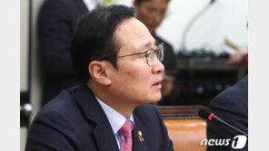 홍영표 “한국당 입법 협조 안해 유감…법안 처리 최선”