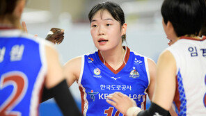 [김종건의 아날로그 스포츠] 스포츠의 룰과 그들만의 법