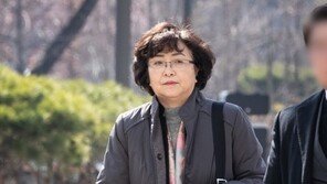 김은경 전 장관, 3번째 검찰 소환…靑 윗선 수사 다지기