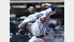 ‘등번호 99’ 류현진의 99번째 등판, SF 범가너 넘어라!