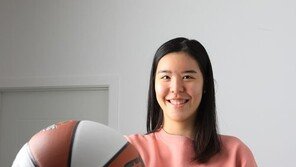 한 손에 다 움켜쥔 ‘농구 여제’… 다른 손엔 “다시 도전자 자세”