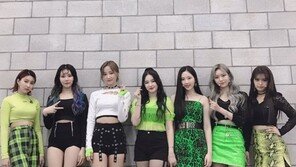 모모랜드, ‘암쏘핫’으로 2주 연속 ‘더 쇼’ 1위…불붙은 인기