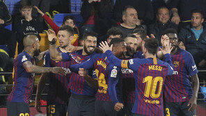 메시·수아레스 있음에…바르샤, 18경기 무패 행진