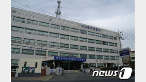 “문 닫기 전 택시 출발해 휴대전화 파손”…수리비 뜯어낸 40대 구속