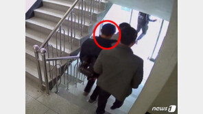 연기하며 보이스피싱 조직원 속인 80대 할아버지의 기지