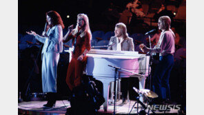 그룹 ‘아바’ 신곡, 37년만에 나온다…올 가을 발표