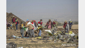 “737 맥스8 조종사, 보잉의 급강하 방지절차 거듭 시도했으나 안먹혀”