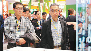 두산그룹 신성장 동력 발굴 위해… 박지원 부회장 ‘하노버 메세’ 참관