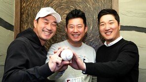 대표팀에서 다시 만난 ‘군산강타’와 ‘야구천재’