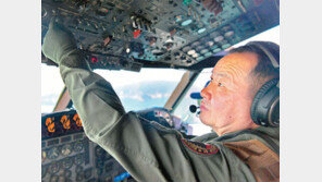 해상초계기 타고 지구 72바퀴 거리 무사고 비행