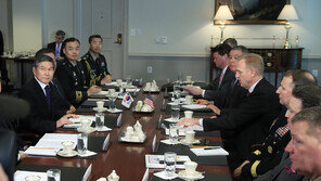 日, 한미 안보연대 ‘삐걱’에 우려 표명…‘동아시아 전략개관’