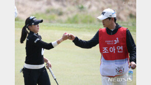 ‘슈퍼 루키’ 19세 조아연, KLPGA 국내 개막전 여자 오픈서 우승