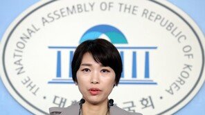 바른미래 “손혜원 가고 탁현민 올 모양…돌려막기 끝판왕”